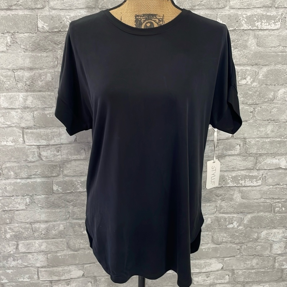 Stylus Black Short Sleeve Crewneck Tee